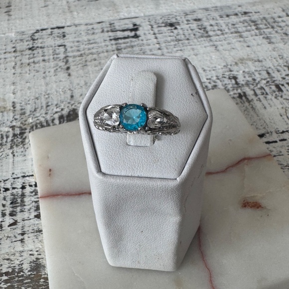 ELEGANT  AQUAMARINE RING BRIDAL WEDDING RING SIZE 6 - Picture 2 of 2